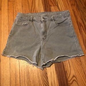American Eagle Super Stretch High Rise Shortie